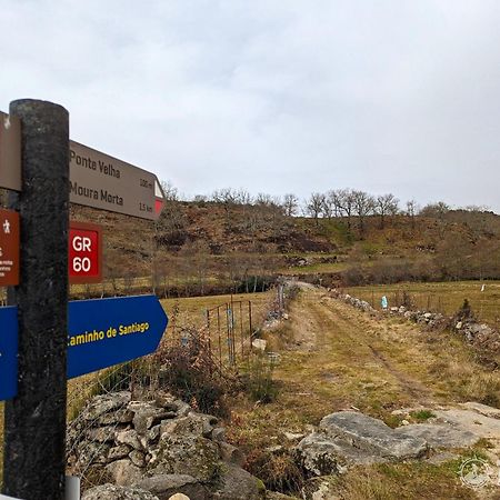 Chale Pouso Da Serra - Casas De Montanha Costilhao Esterno foto