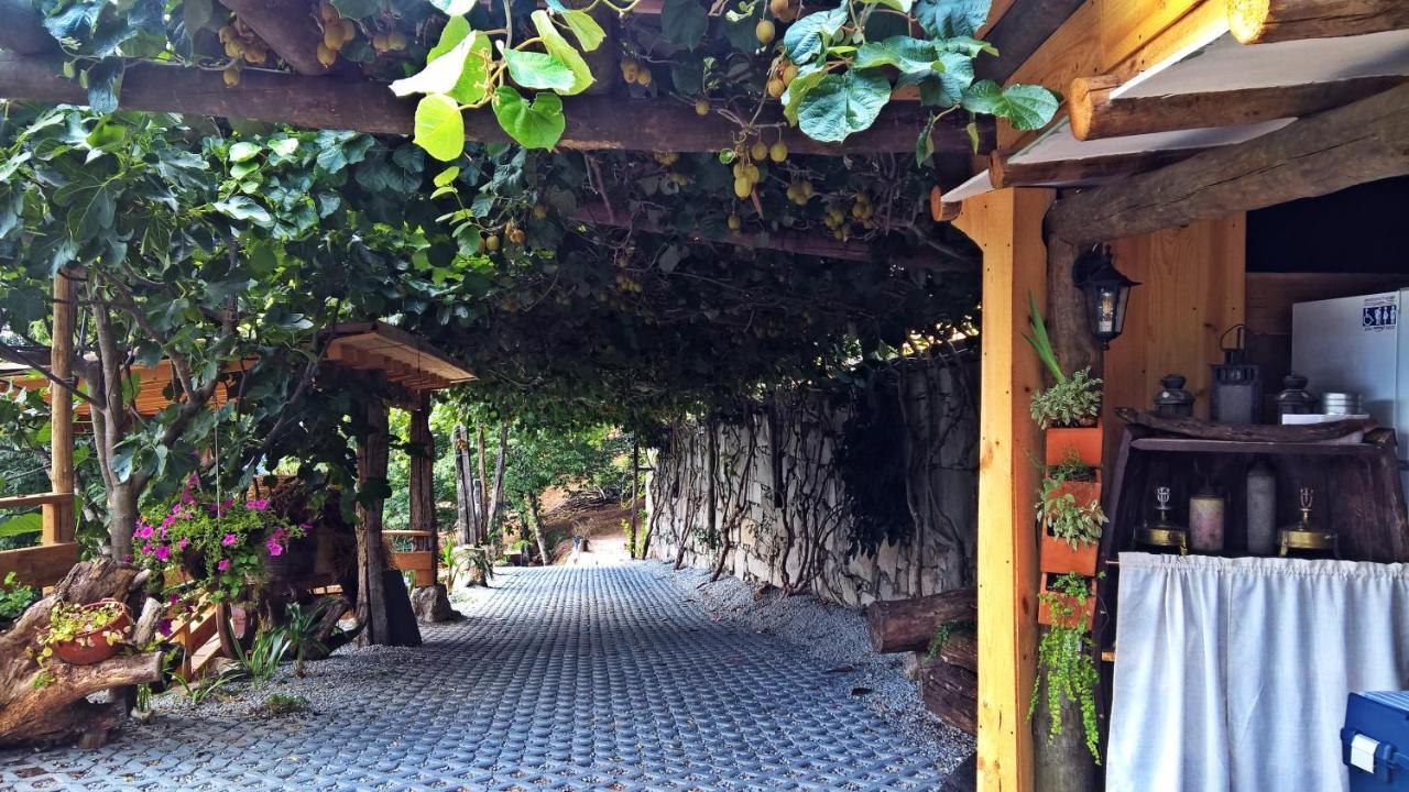 Chale Pouso Da Serra - Casas De Montanha Costilhao Esterno foto