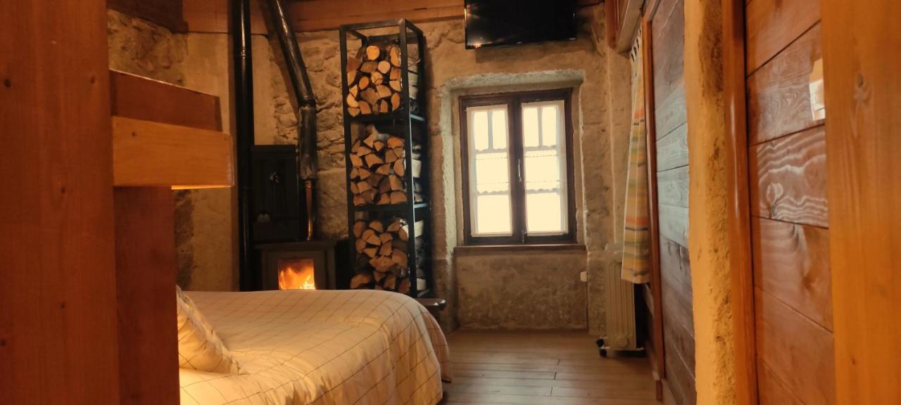Chale Pouso Da Serra - Casas De Montanha Costilhao Esterno foto
