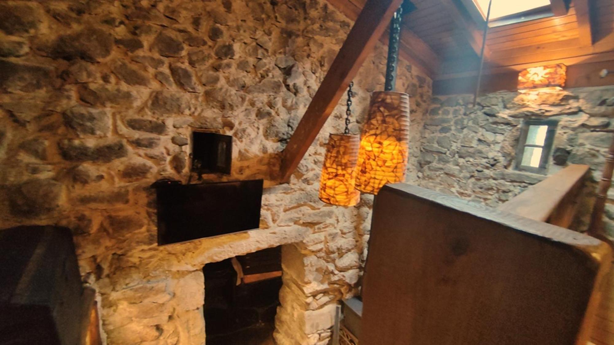 Chale Pouso Da Serra - Casas De Montanha Costilhao Esterno foto