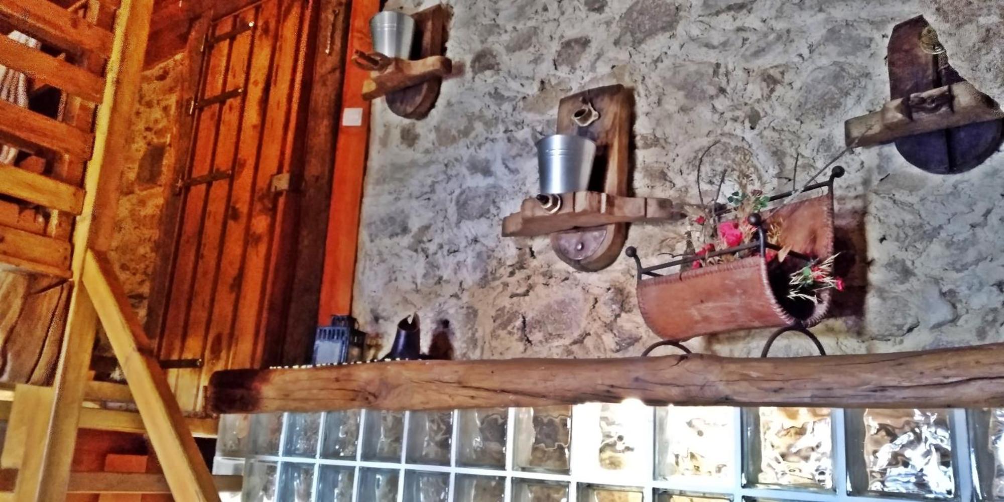 Chale Pouso Da Serra - Casas De Montanha Costilhao Esterno foto