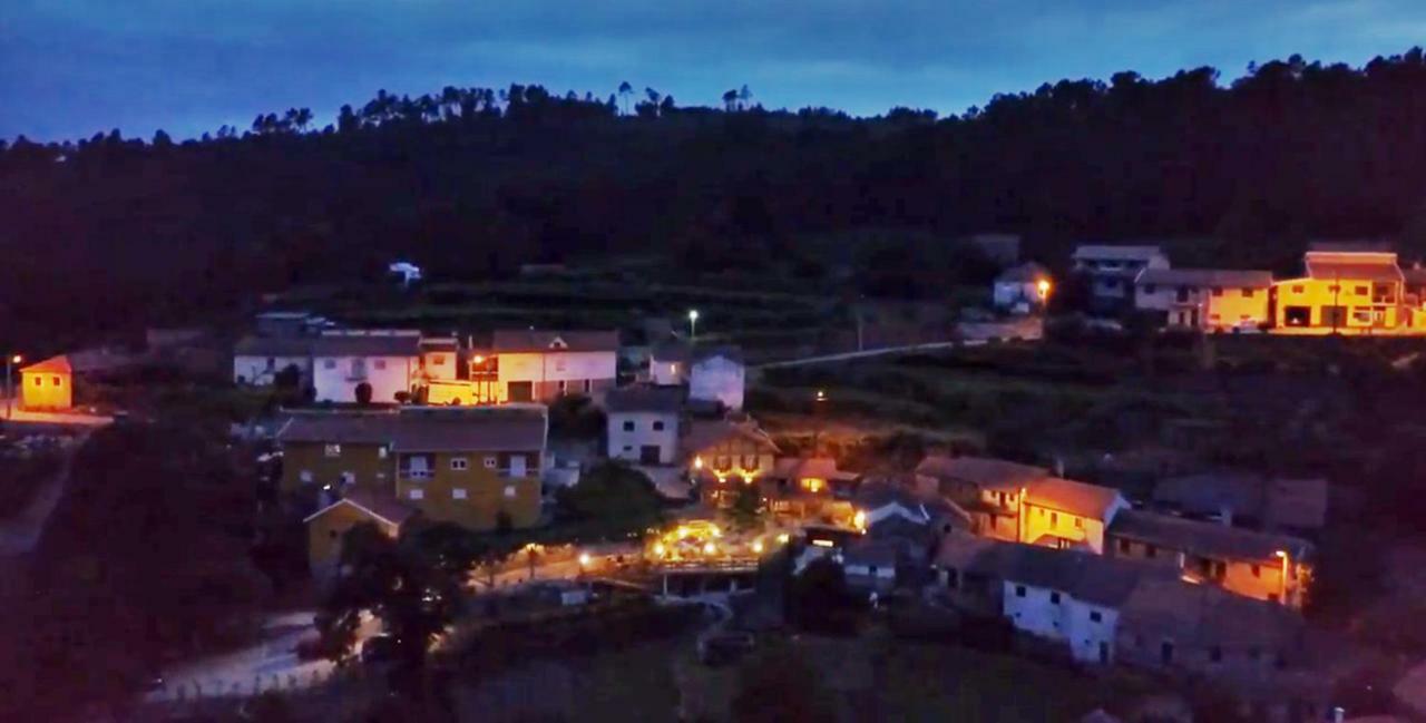 Chale Pouso Da Serra - Casas De Montanha Costilhao Esterno foto